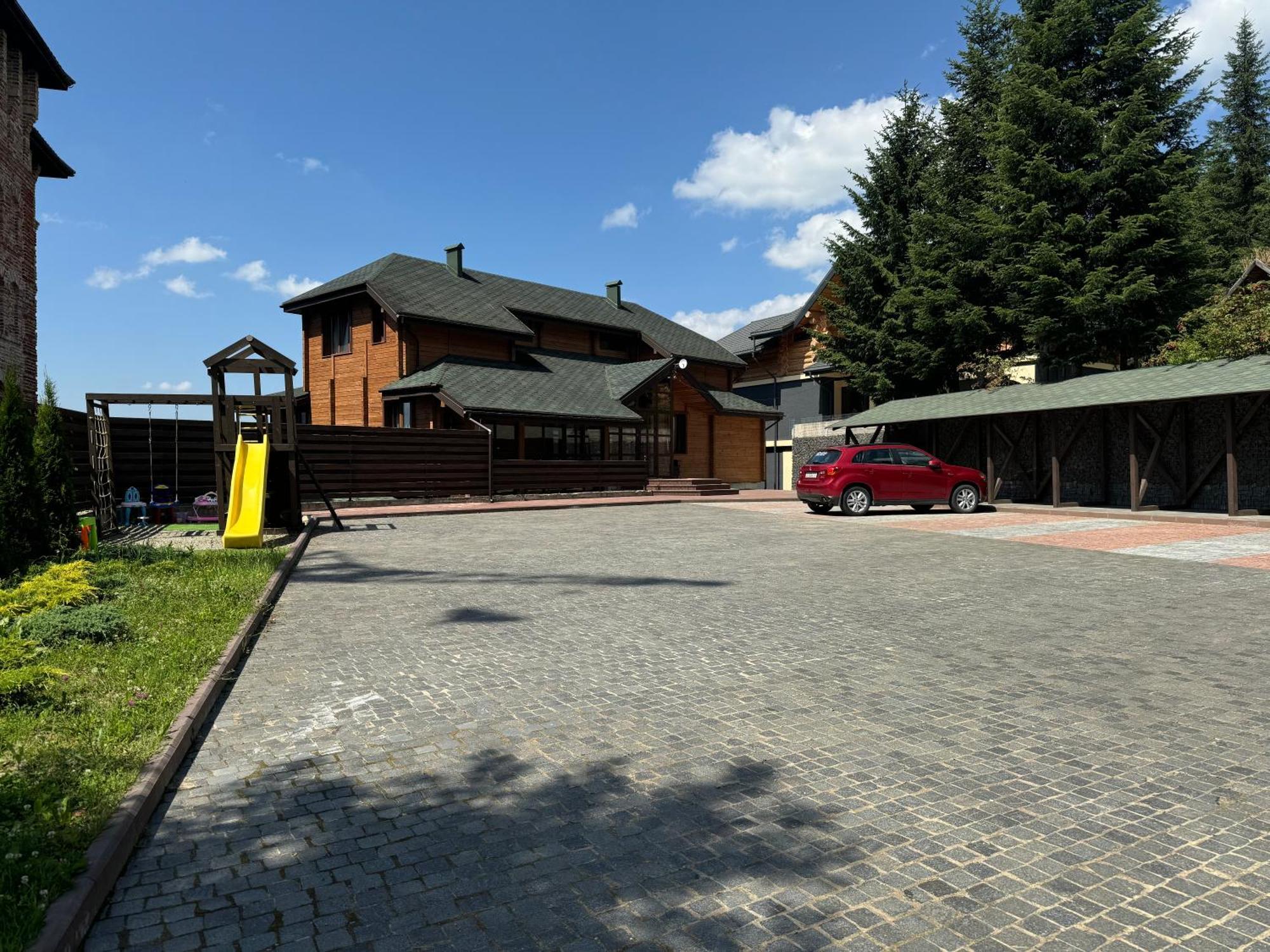 Golden Nest Appartement Yablunytsia Buitenkant foto