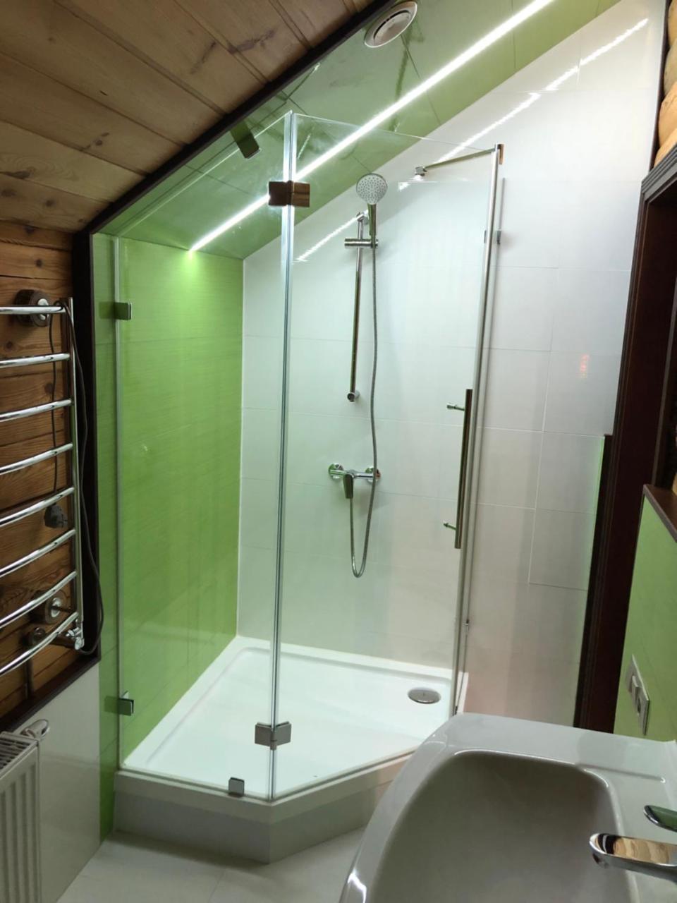 Golden Nest Appartement Yablunytsia Buitenkant foto