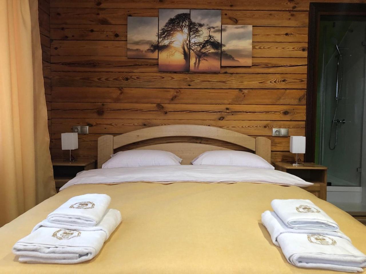 Golden Nest Appartement Yablunytsia Buitenkant foto