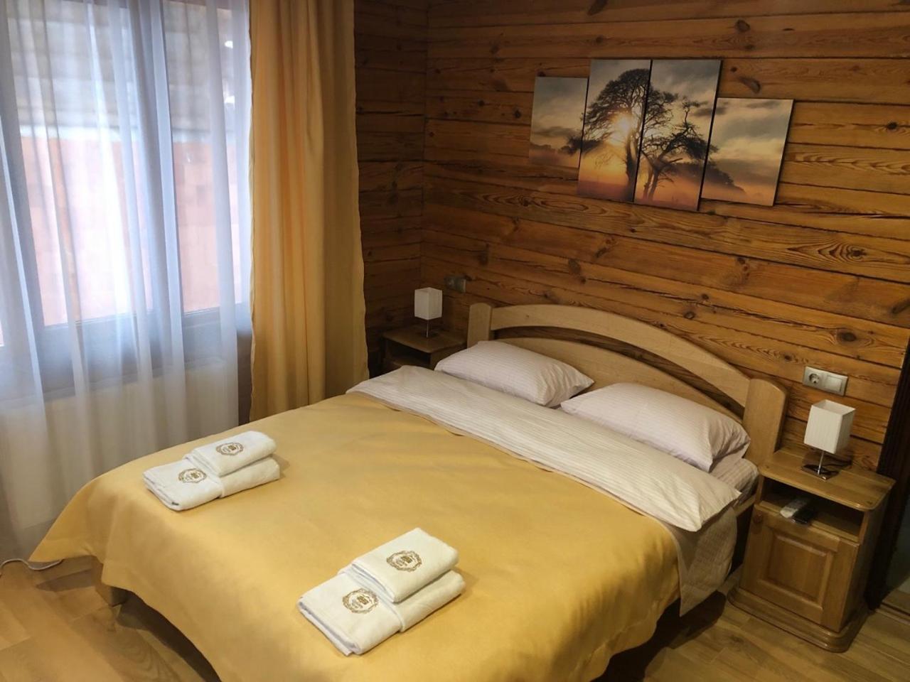 Golden Nest Appartement Yablunytsia Buitenkant foto