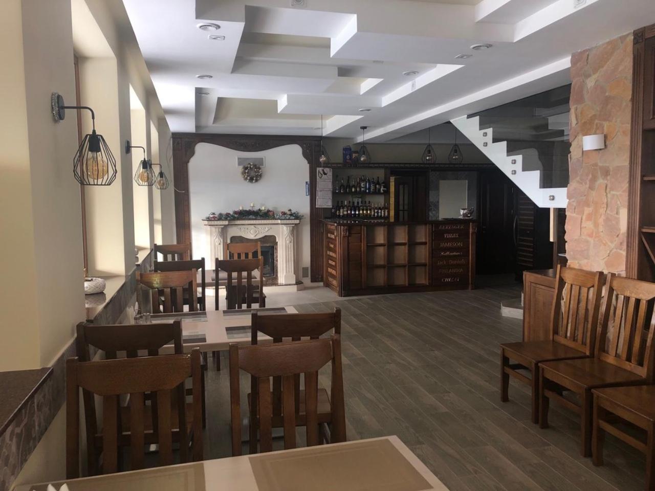 Golden Nest Appartement Yablunytsia Buitenkant foto