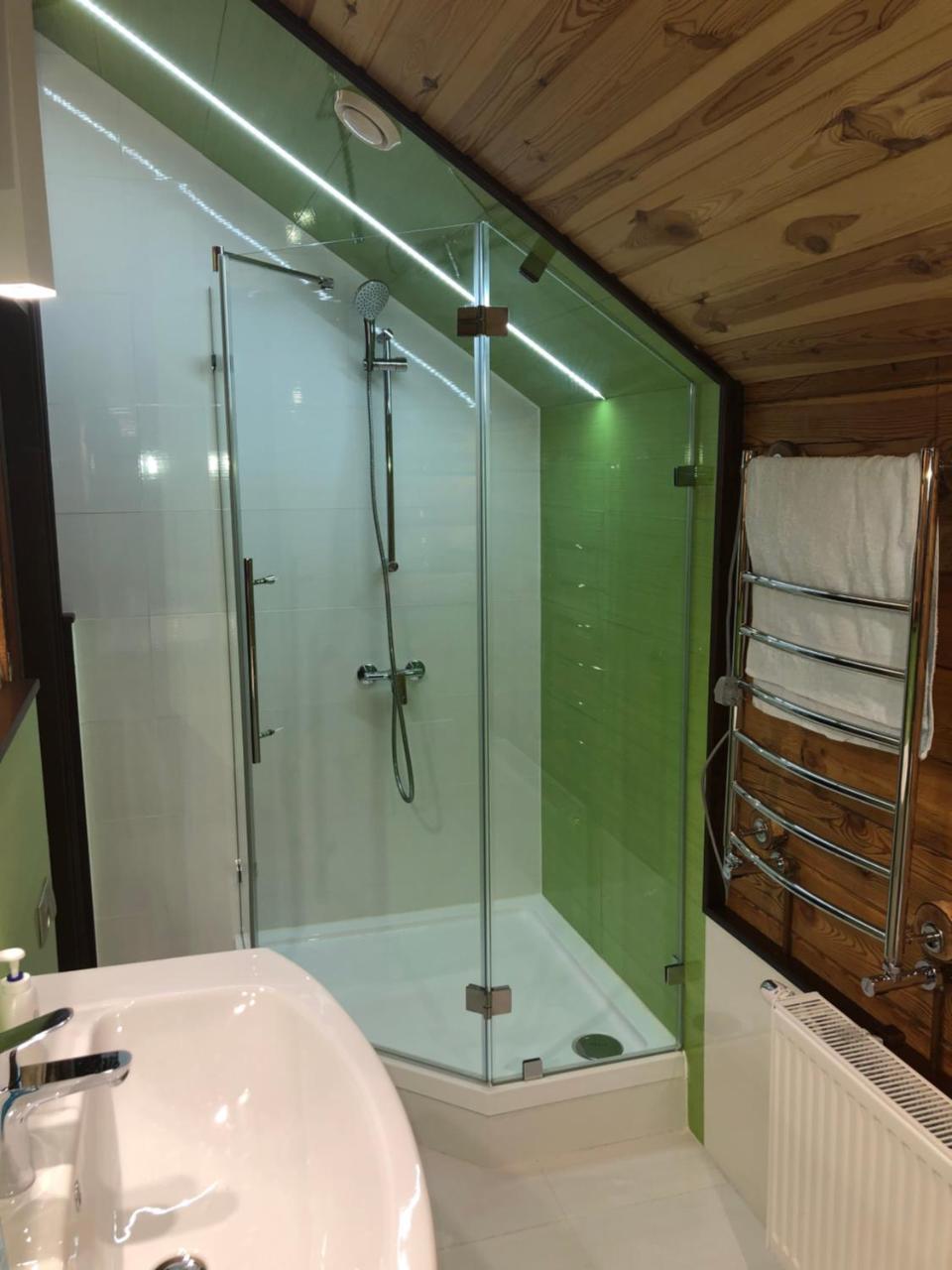 Golden Nest Appartement Yablunytsia Buitenkant foto