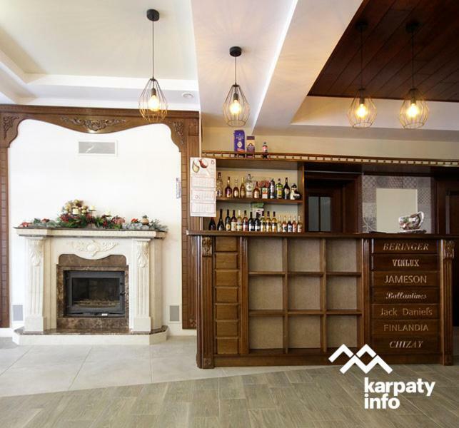 Golden Nest Appartement Yablunytsia Buitenkant foto