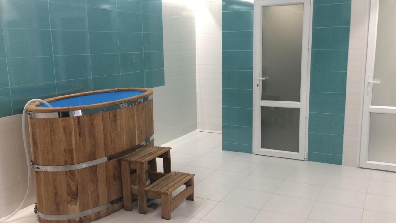 Golden Nest Appartement Yablunytsia Buitenkant foto